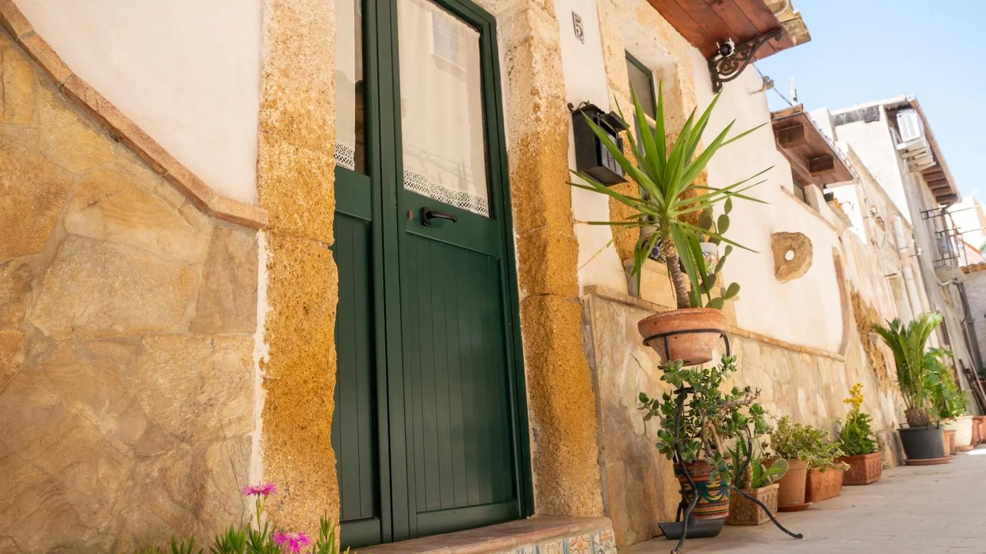 Il Ronco Del Principe Apartment Augusta